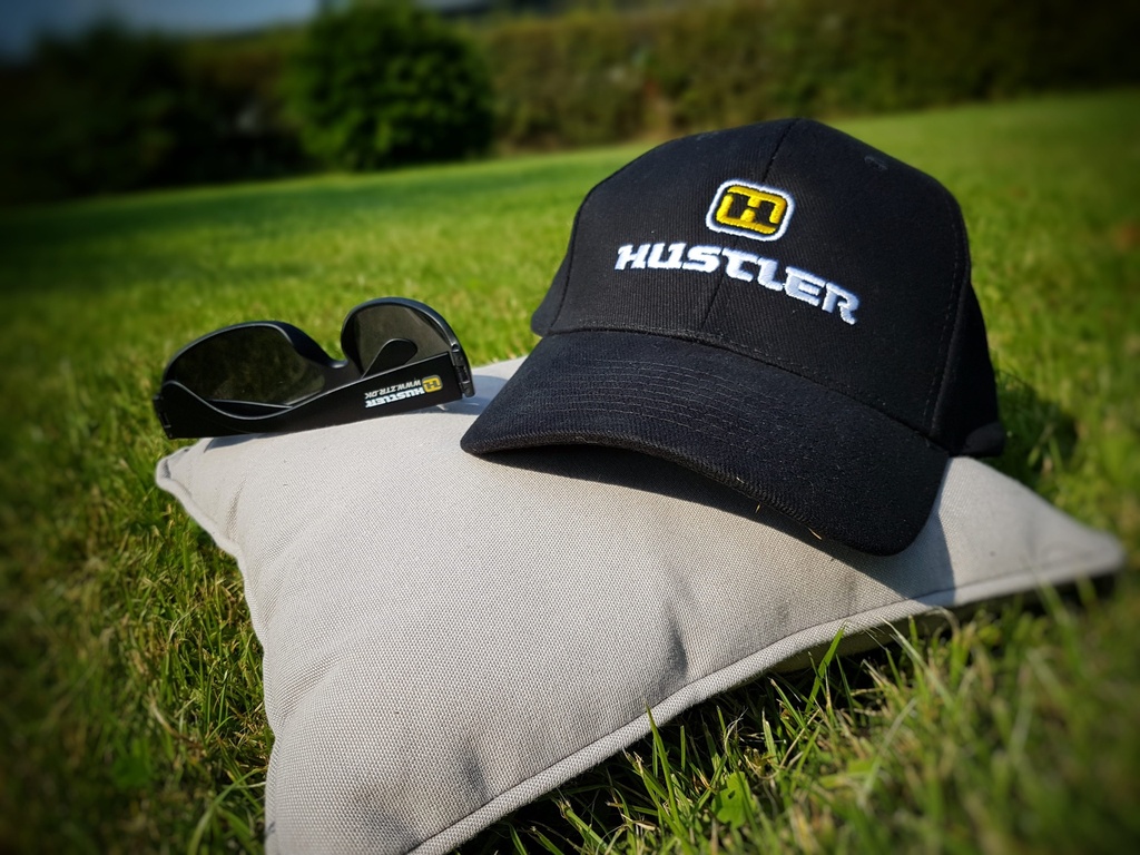 Hustler, Cap + Solbriller, | ZTR APS